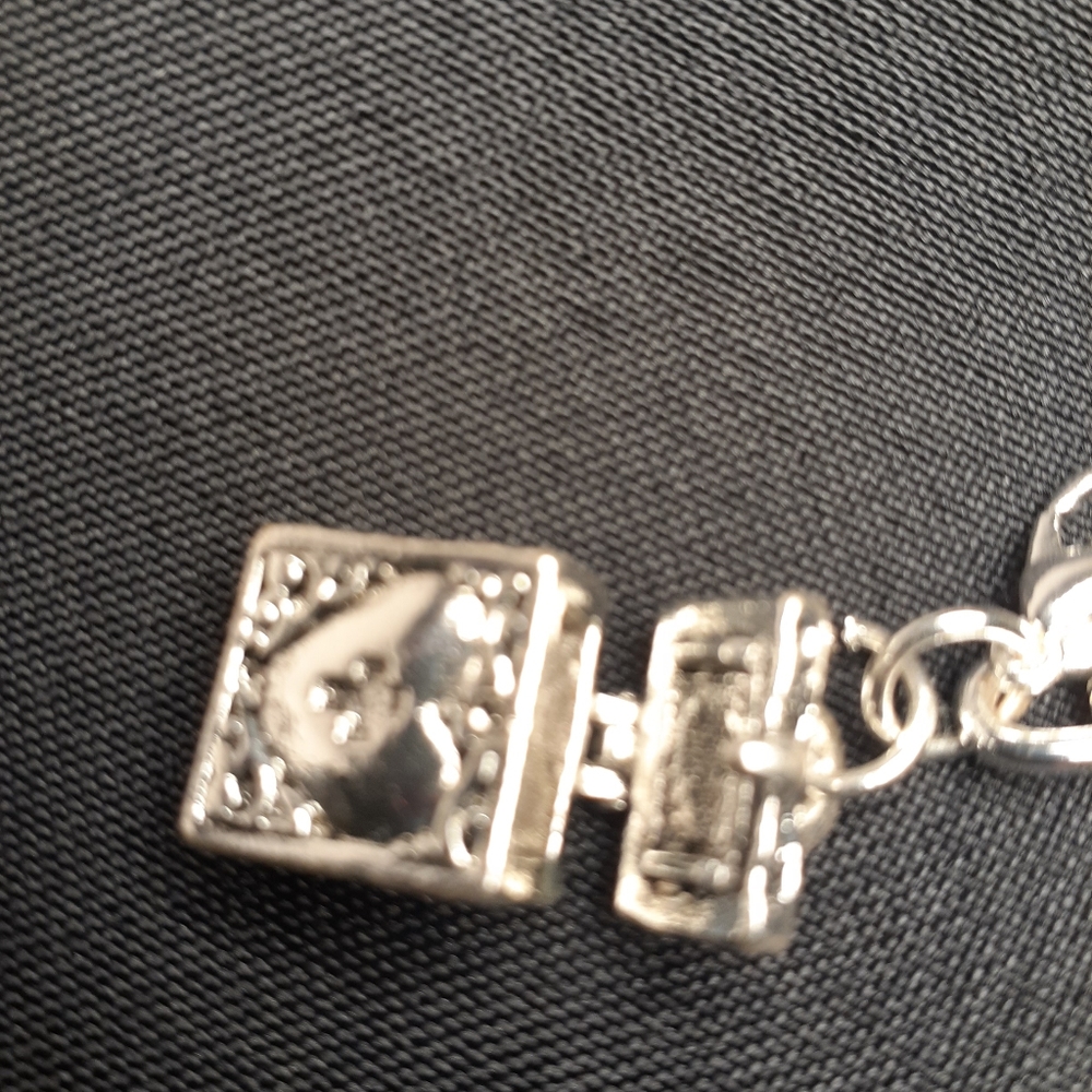 Prayer Box Bracelet - Picture 2 of 3